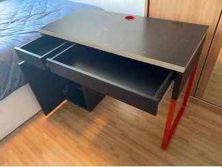 Noord Holland IKEA Bureau MICKE + Stoel ELDBERGET