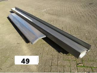 Platen en Panelen Goedkope restpartijen damwandplaten in de aanbieding!