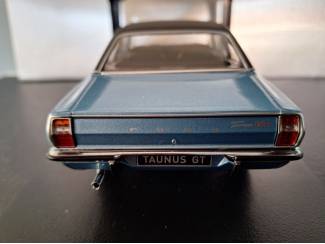 Auto's Ford Taunus GT Sedan 1971 Schaal 1:18