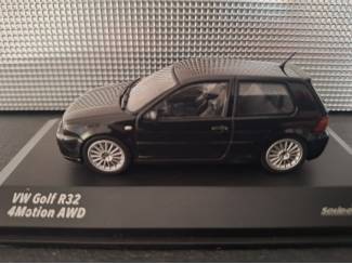 Auto's Volkswagen IV R32 zwart Schaal 1:43