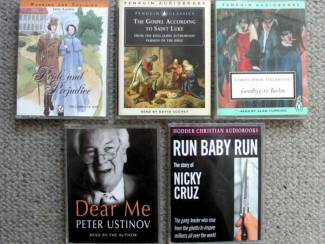Luisterboeken Engelstalig 2 cassettes per set €8 per stuk ZGAN
