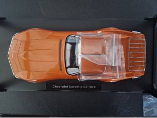 Auto's Chevrolet Corvette C3 Hard Top 1972 Orange Schaal 1:18