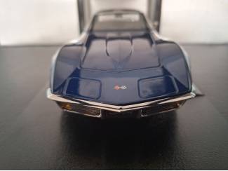 Auto's Chevrolet Corvette C3 Hard Top blauw Schaal 1:18