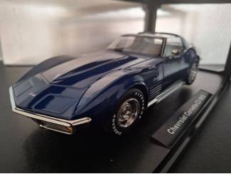 Chevrolet Corvette C3 Hard Top blauw Schaal 1:18