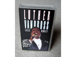 VHS Luther Vandross – Live At Wembley VHS BAND 1989 MOOIE STAAT