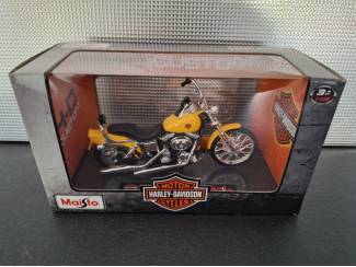 Tweewielers Harley-Davidson FXDWG Dyna Wide Glide Schaal 1:18