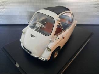 Heinkel Trojan Schaal 1:18