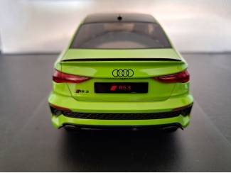 Auto's Audi RS3 Limousine 2022  Mint groen Schaal 1:18