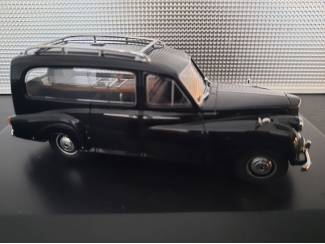 Auto's Begrafenisauto Austin Sheerline Hearse 125 zwart Schaal 1:43