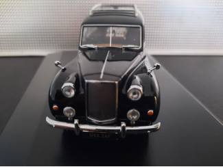 Auto's Begrafenisauto Austin Sheerline Hearse 125 zwart Schaal 1:43