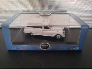 Auto's Begrafenisauto Austin Sheerline 125 Hearse wit Schaal 1:43
