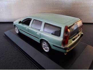 Auto's Volvo V70 Break 2000 Schaal 1:43