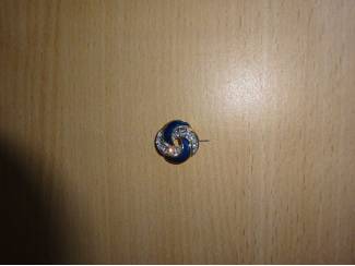 Overige Accessoires Sieraad emaille blauw met goudachtige diamantlook steentjes