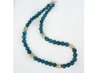 Kettingen Ketting van natuursteen