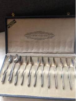 12 verzilverde theelepels in originele doos