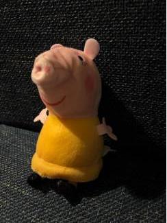 Speelgoed | Knuffels Peppa Pig knuffel big gele jurk Peppa big biggetje