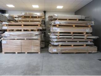 Vloerdelen en Plavuizen Opruiming eiken houten vloeren vanaf € 12,50 p/m²