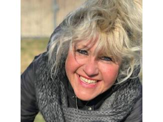 Sex Contacten Ik zoek liefde, geluk en die ene arm om mijn schouder.