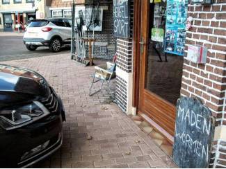 Huizen te koop TE KOOP AKKRUM CENTRUM 544m2 A1 Degelijk Hoekwoonwinkelhuizing