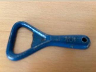 Heineken blauw metalen flesopener 8 cm