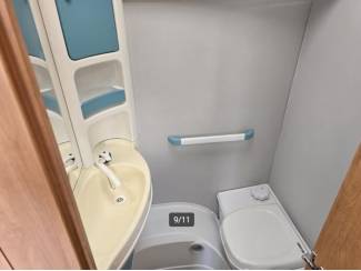 Caravans Eifelland Holiday 4.50 TU SPECIAL 2004 1 Eign. 4 Persoons