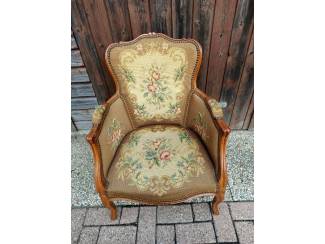 mooi oud louis xv stoeltje