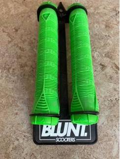 BLUNT - V2 Grips Green