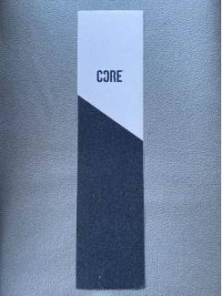 Core - Split Black White