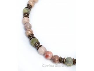 Kettingen Ketting van natuursteen