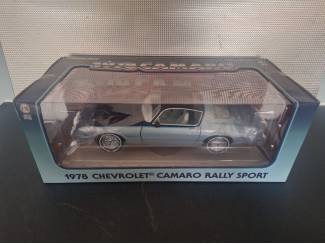 Auto's Chevrolet Camaro Rally Sport 1978 Schaal 1:18