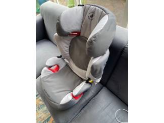Autostoeltjes en Veiligheidszitjes twee maxi-cosy autostoeltjes