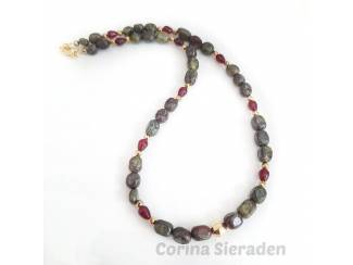 Kettingen Ketting van dragon blood