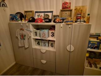 SMÅSTAD kinder kleding kast