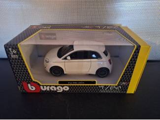 Auto's Fiat 500E 2023 Schaal 1:24