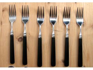 Keuken | Bestek 24 delig accenten stainless bestek met zwart handvat ZGAN