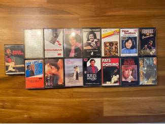 16  cassettebandjes diverse