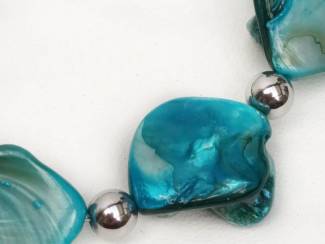 Kettingen Ketting van parelmoer