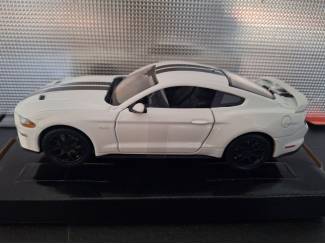 Auto's Ford Mustang GT 2018 Schaal 1:24