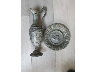 Tin Antieke karaf, drinkbeker en bord, tin