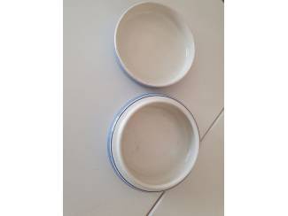 Porselein, Kristal en Bestek handgeschilderd Delfts blauw schaaltje met deksel