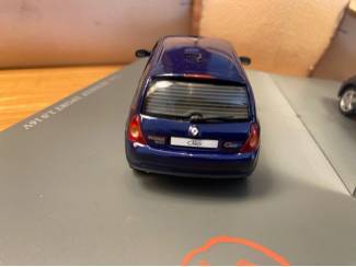 Auto's Renault Clio Sport 2.0 16V