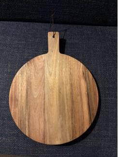 Keuken | Keukenbenodigdheden Houten serveerplank borrelplank rond 30 cm met handgreep