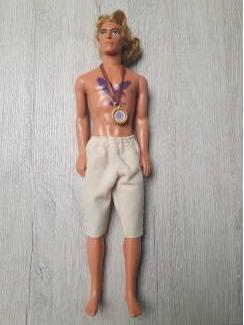 Speelgoed | Poppen en Poppenhuizen Pocahantas en John Smith barbiepoppen