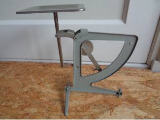 Curiosa WEEGSCHAAL BRIEVENWEEGSCHAAL BRIEVENWEGER hoogte 22 cm