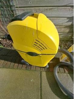 Machines | Reinigingsmachines Goede Karcher stofzuiger, bouwstofzuiger, incl stofzakken!