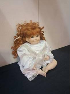 Hobby en Vrije tijd 2 zeer mooie porseleinen poppen