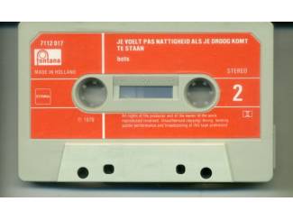 Cassettebandjes Bots &ndash; Je Voelt Pas Nattigheid Als Je Droog Komt Te Staan ZGAN