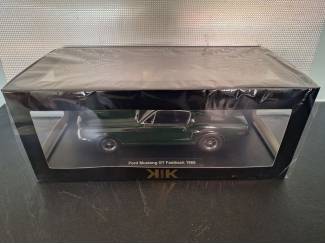 Auto's Ford Mustang GT Fastback 1968 Schaal 1:18