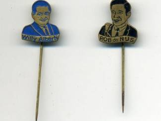 Speldjes, Pins en Buttons 7 speldjes Pins uit de 60 jaren €2 per stuk 7 voor €10,50