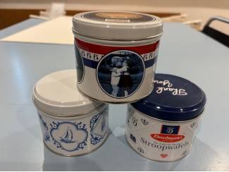 Blikken 22 blikken, oud en nieuw, bus , blik, trommel LOS TE KOOP